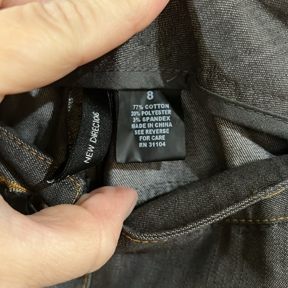 New Directionn Size 8 Capris Pants Dark Faux Denim Gray - Picture 10 of 12